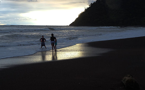 Atardecer Jacó Beach : Garabito