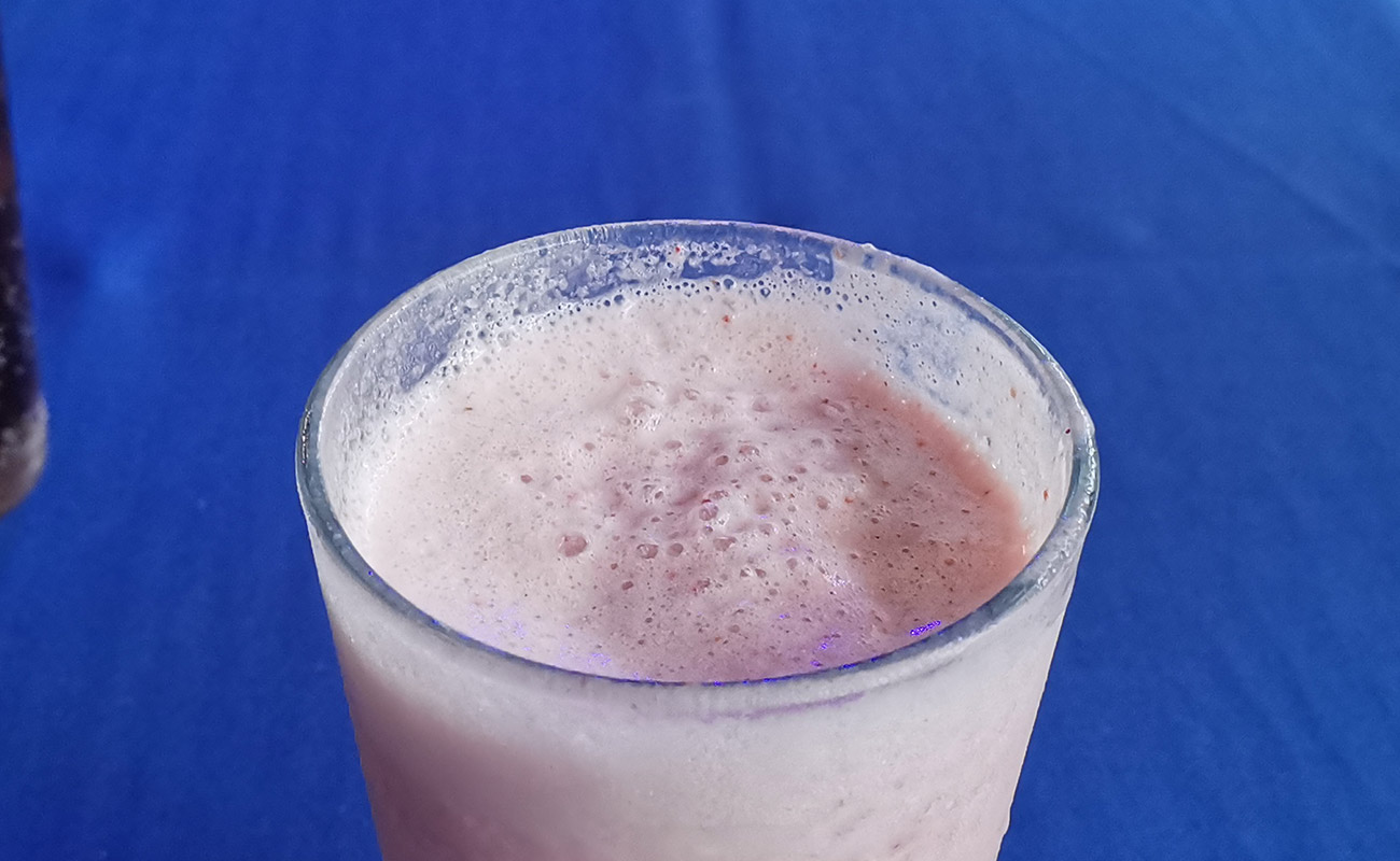 Batido Fresa en Leche - Restaurante la Casita, Los Angeles,  San Rafael, Heredia