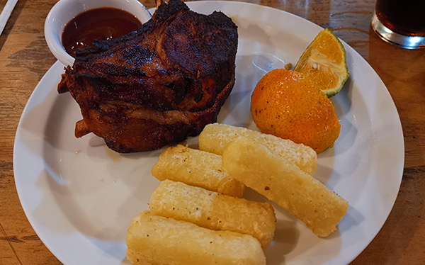 Boca Costilla de Cerdo Restaurante Laly Escazú