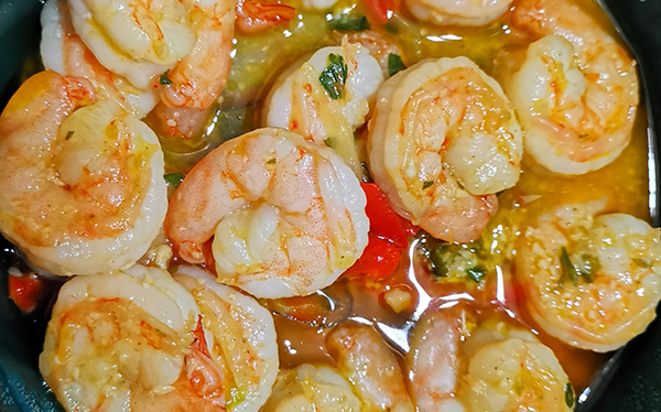 Camarones a la Mantequilla - Cevichera San Joaquín