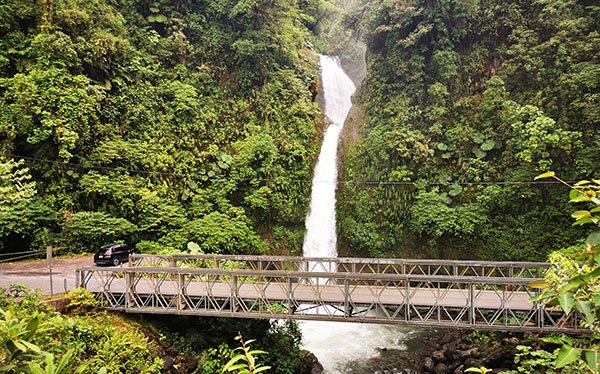 catarata el angel cariblanco heredia