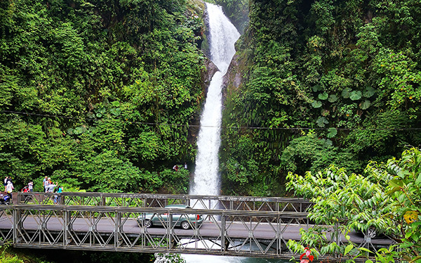 Catarata la Paz, Cinchona, Alajuela, Costa Rica - 01