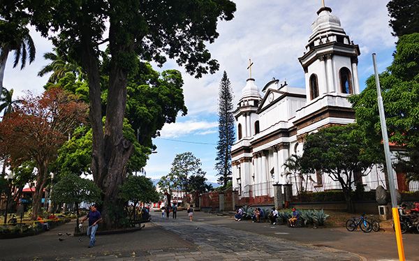 catedral alajuela 00