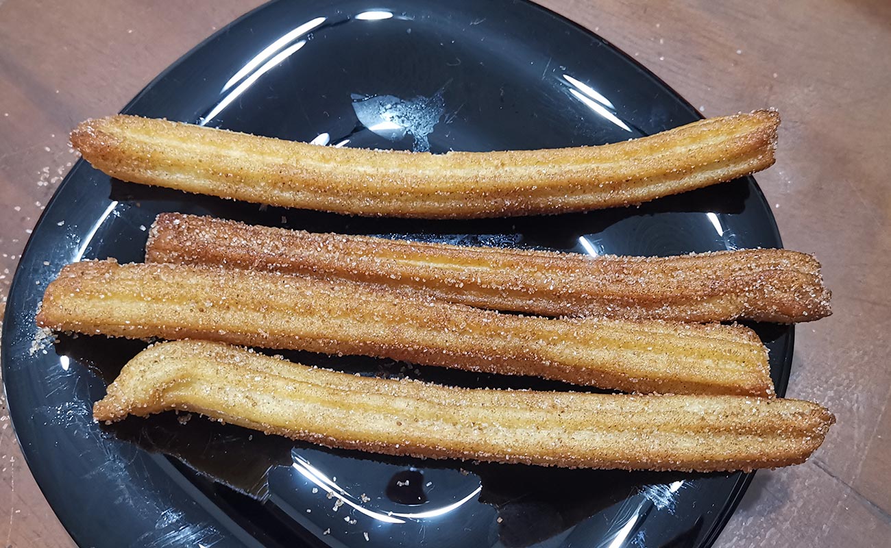 churro-clasico-azucar-canela-4-unidades-crispy-churro-centro-comercial-paseo-de-las-flores-distrito-guarari-canton-heredia-heredia-22052024