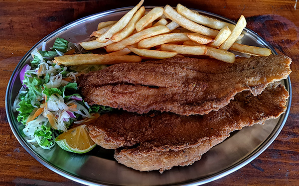 Corbina Empanizada : Restaurante la Cevichera