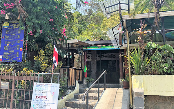 costa linda art hostel manuel antonio espadilla