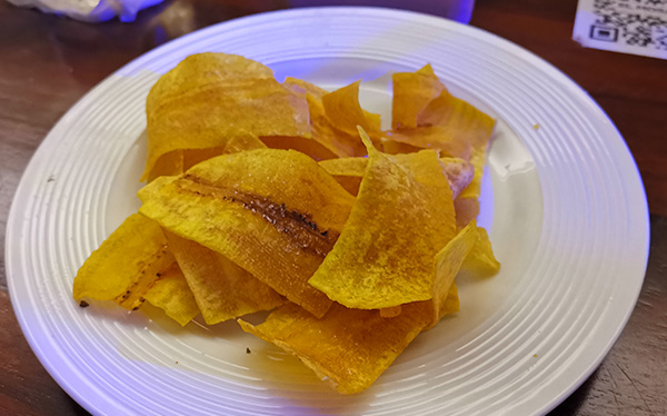 Hojuelas de Platano Maduro - Restaurante El Mosaico