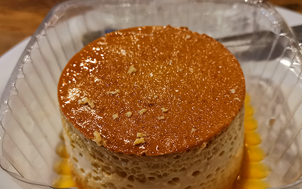 FLan de Coco : Casona de Laly