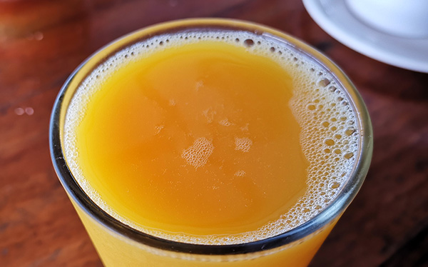 Jugo de Naranja - Restaurante Típico la Carreta