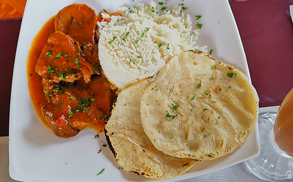 Lengua en Salsa, Restaurante el Valle, Horquetas, Sarapiquí, Heredia