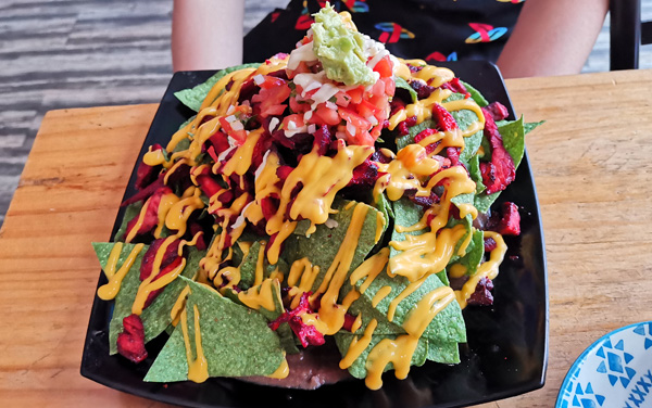 Mega Nachos : Restaurante Calaveritas