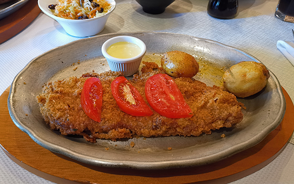 Milanesa de Lomito : Restaurante el Rodeo Steak House