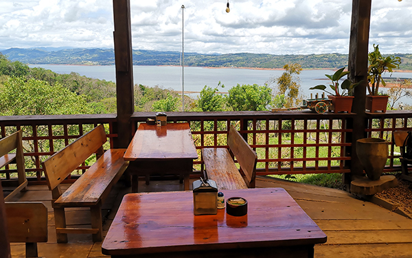 Mirador Restaurante Café y Macadamía : Nuevo Arenal