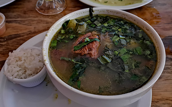 Olla de Carne - Restaurante Laly Escazú