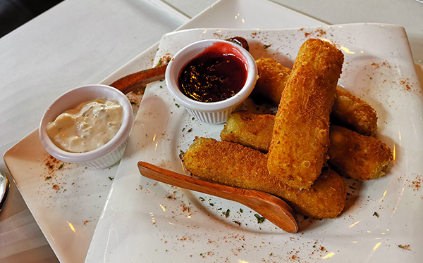 Palitos de Queso Fritos - Marisquería Ranchito Rikamar