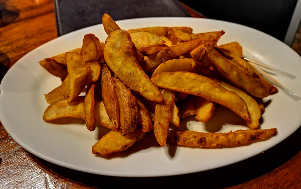 Papas Bravas : Posada de las Brujas