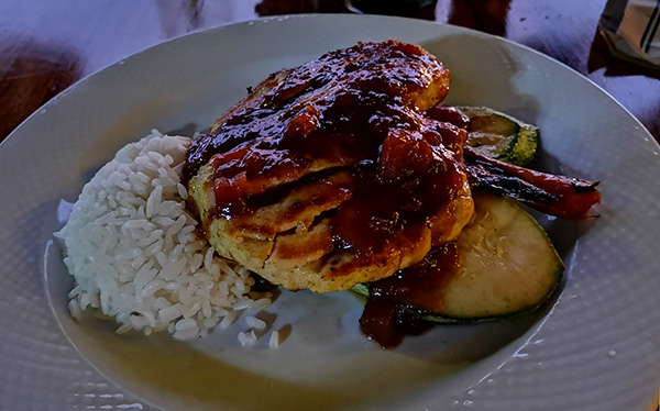 Pollo Teriyaki - Restaurante y Bar el Avión - Manuel Antonio