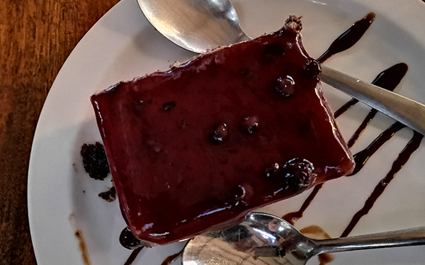 Postre Selva Negra - Restaurante Posada de las Brujas