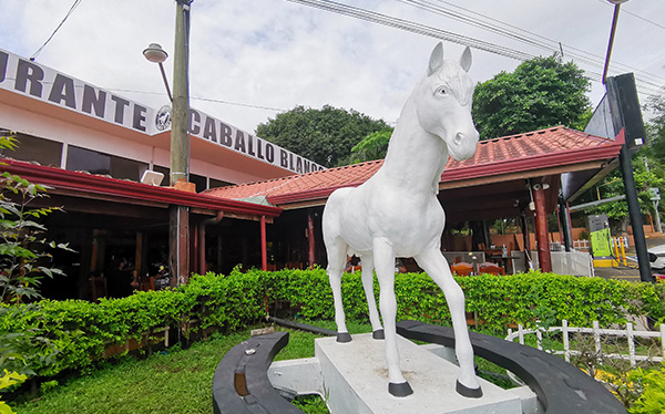 Restaurante Caballo Blanco - Aranjuez, Puntarenas