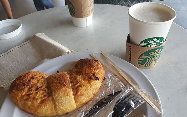 starbucks cafe bakery escazu